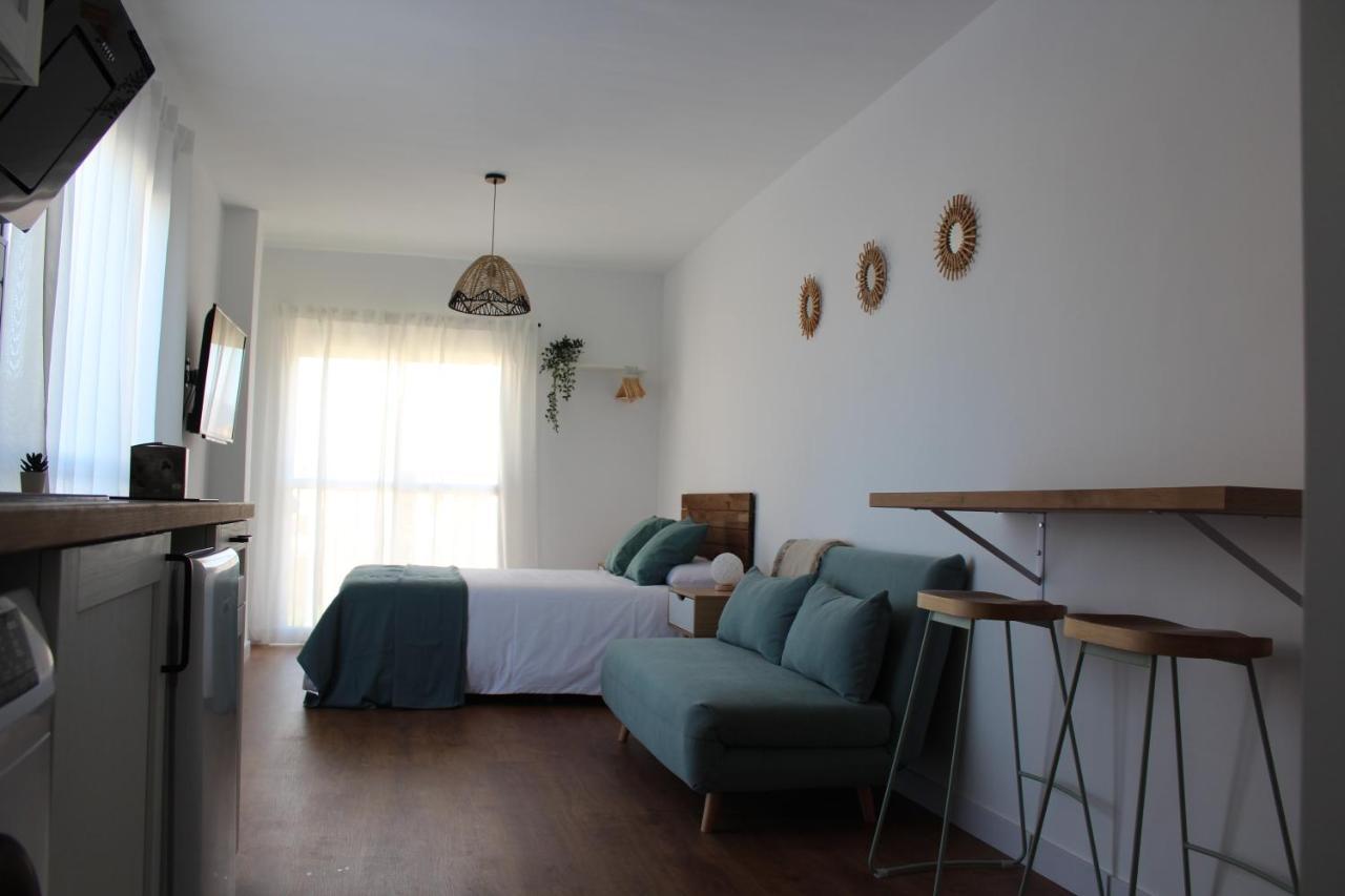 Brand New Studio With Terrace And Bbq Close To City Center Malaga Bagian luar foto