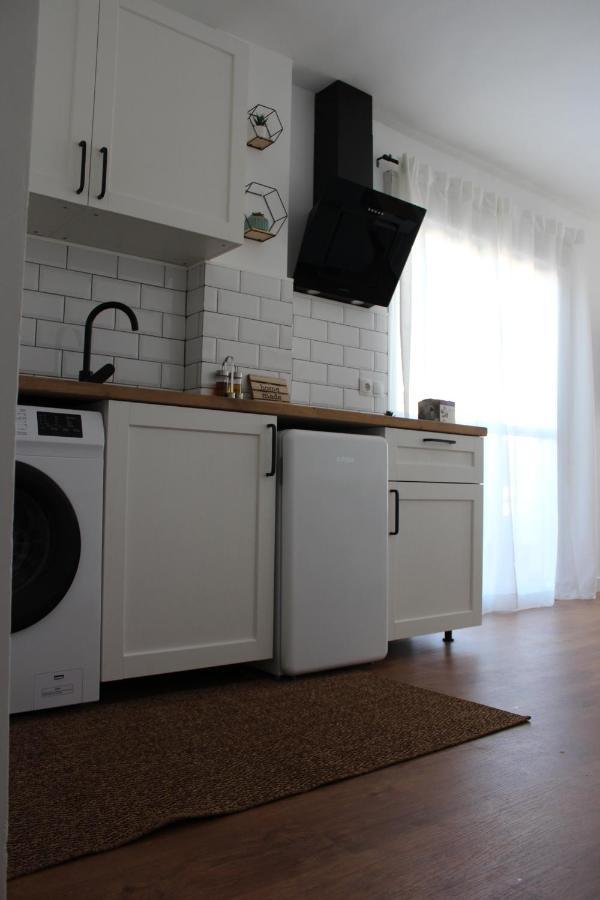 Brand New Studio With Terrace And Bbq Close To City Center Malaga Bagian luar foto